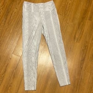 Mono b leggings